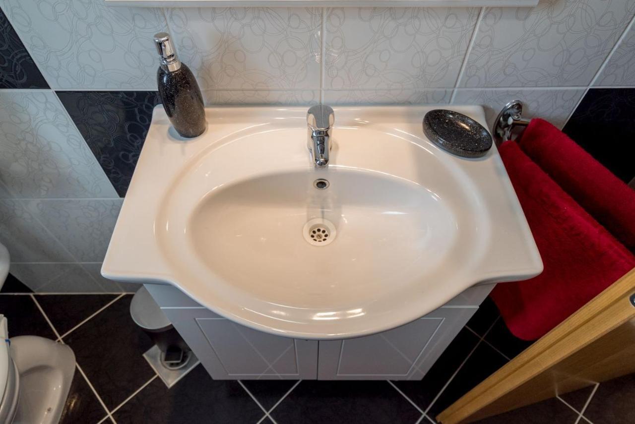 Anteo Free Parking Apartman